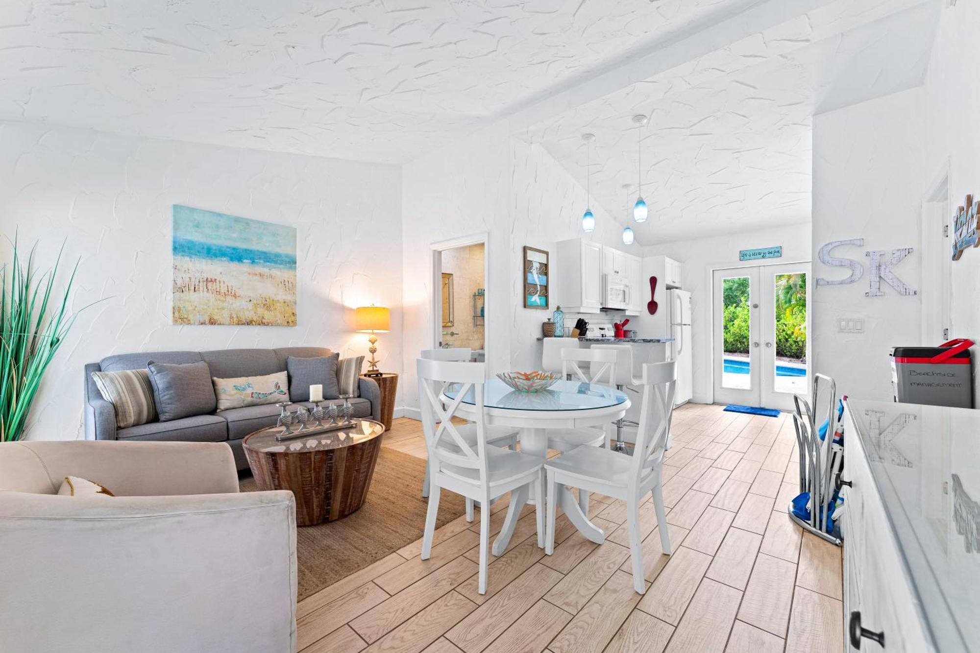 Crescent Beach Villas Siesta Key Exterior photo